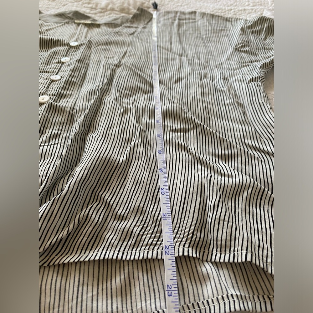 Artisan NY Striped Black White Button-Down Tie Knot Women's Lightweight Top L - Picture 5 of 7